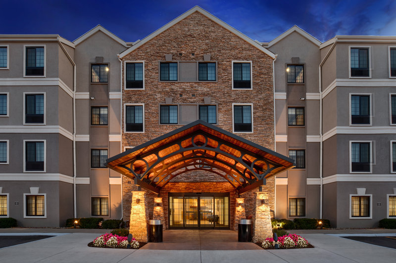 Staybridge Suites Omaha 80th And Dodge 74/81