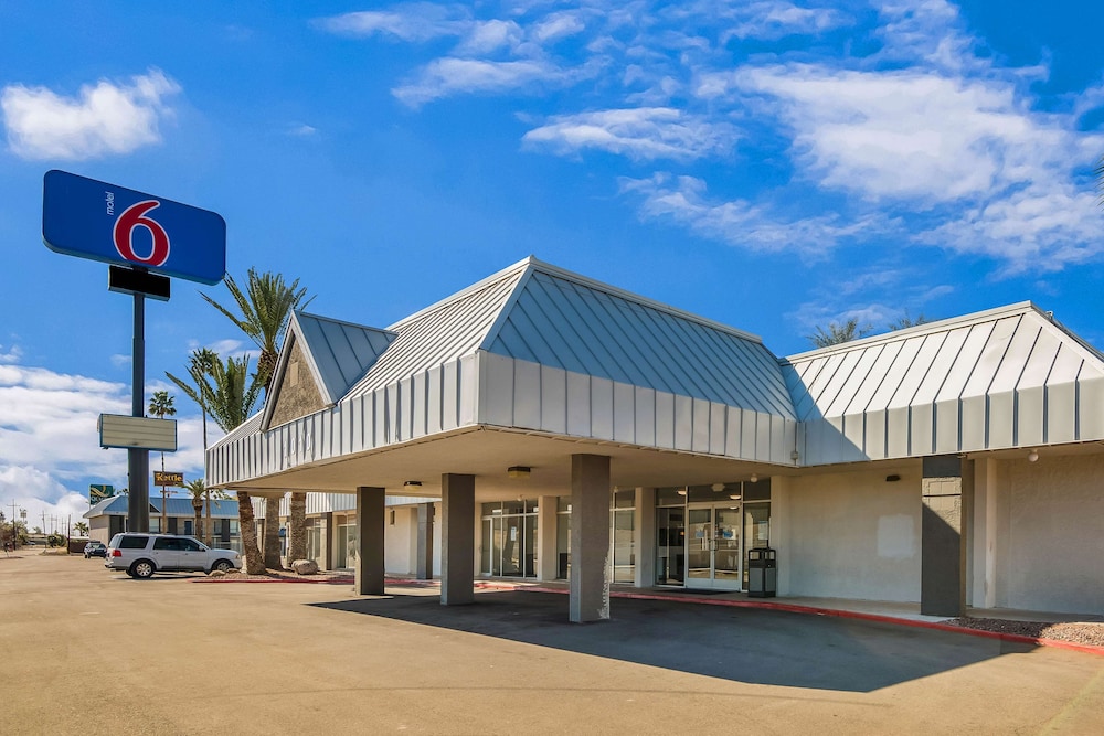 Motel6 Tucson, AZ- Downtown 44/53