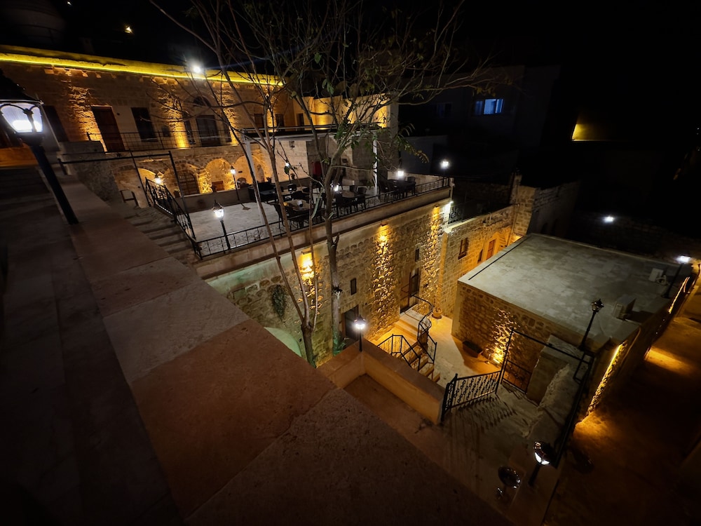 Fairouz Otel 3/50
