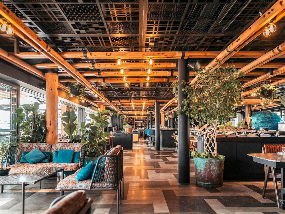 Novotel Istanbul Bosphorus Hotel 7/71