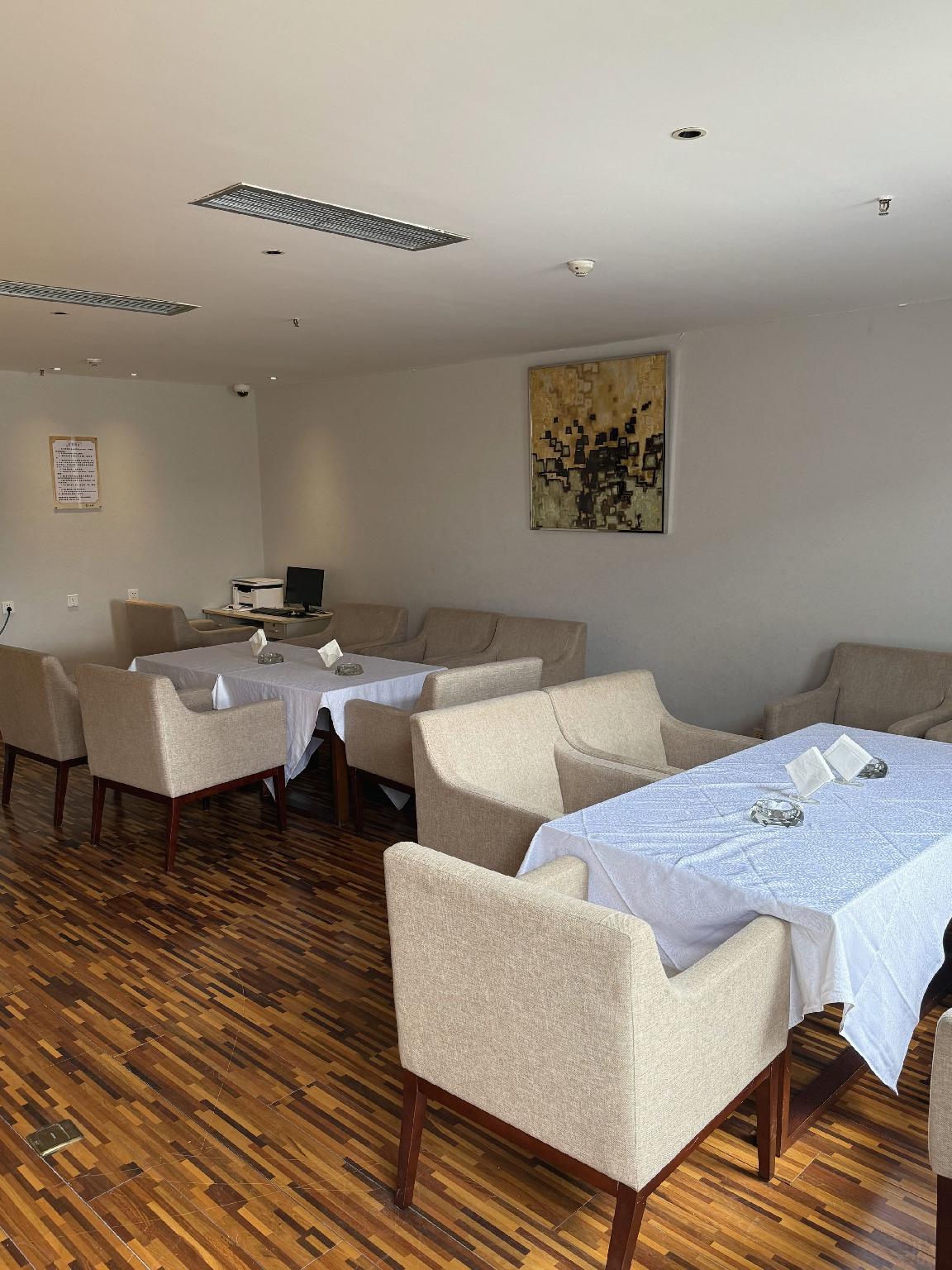 Kuangyi Hotel 27/42
