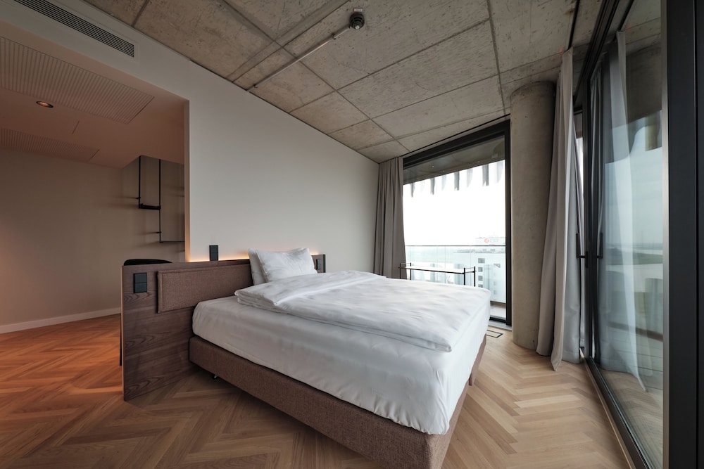 LOGGIA, SUITE, APARTMENT
