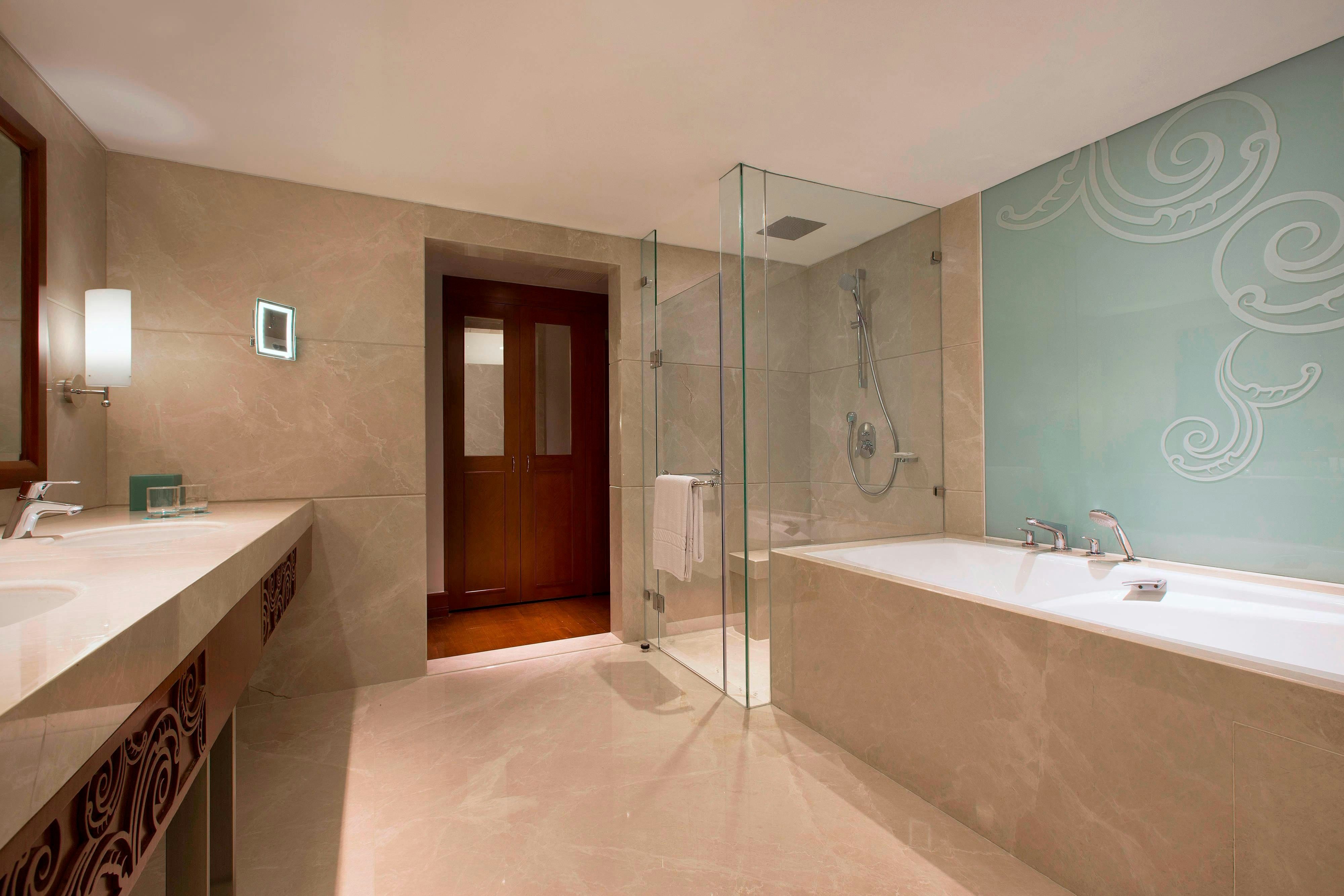 LE MERIDIEN JAKARTA 68/68