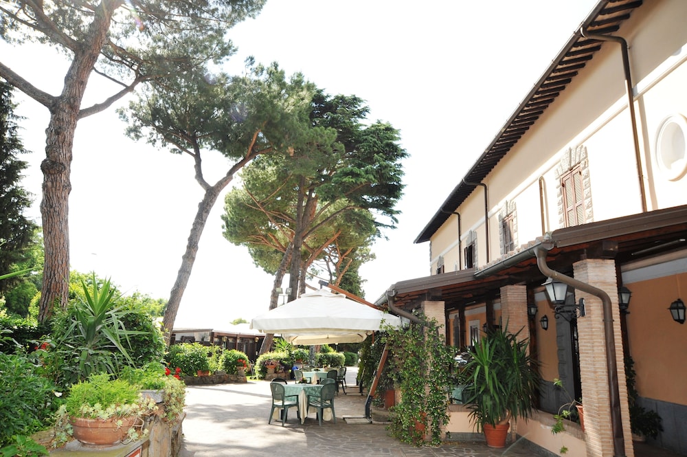 Hotel Ristorante Villa Icidia 9/41