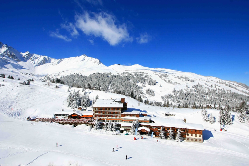 Hotel Courcheneige 42/50