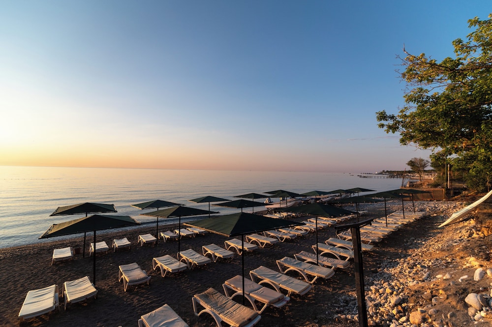Grand Hotel Derin 33/50