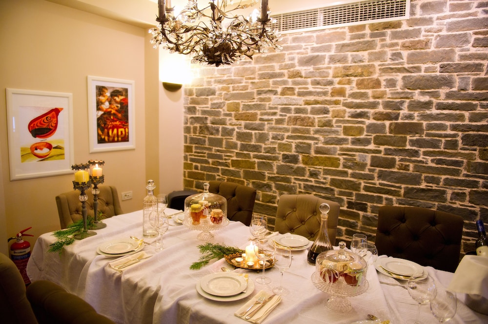 Mir boutique hotel 49/59