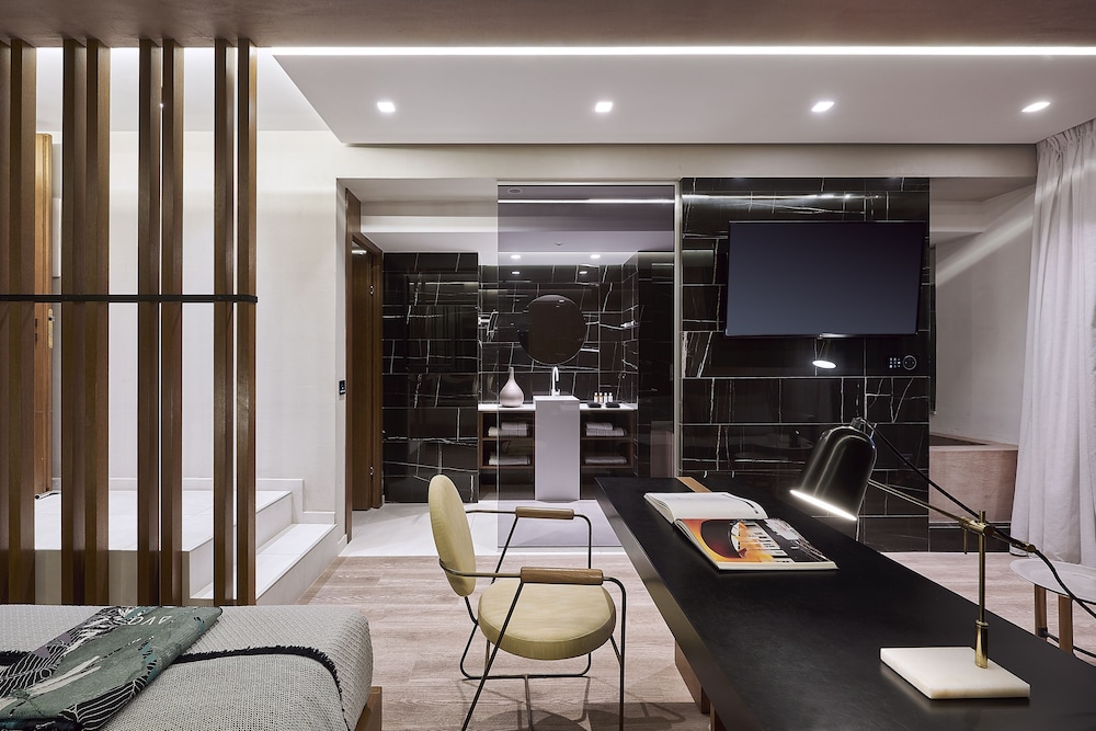 Dyo Suites 42/50