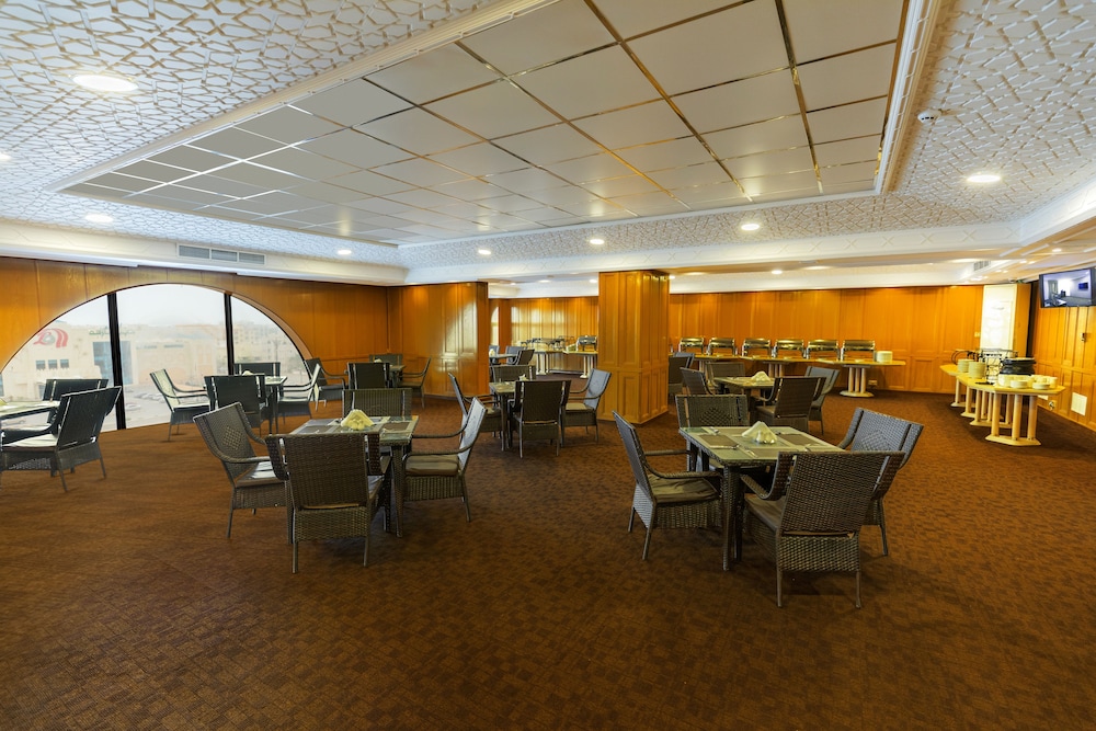 Hamdan Plaza Hotel 30/43