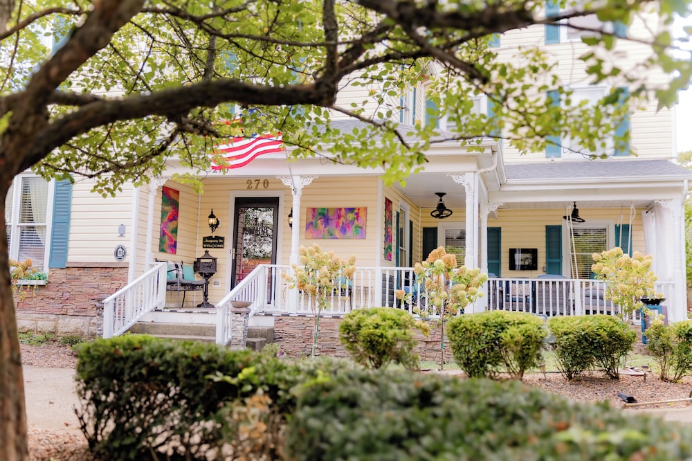 Montgomery Inn BnB 44/50