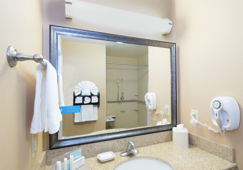 Hampton Inn And Suites Scottsboro 21/44
