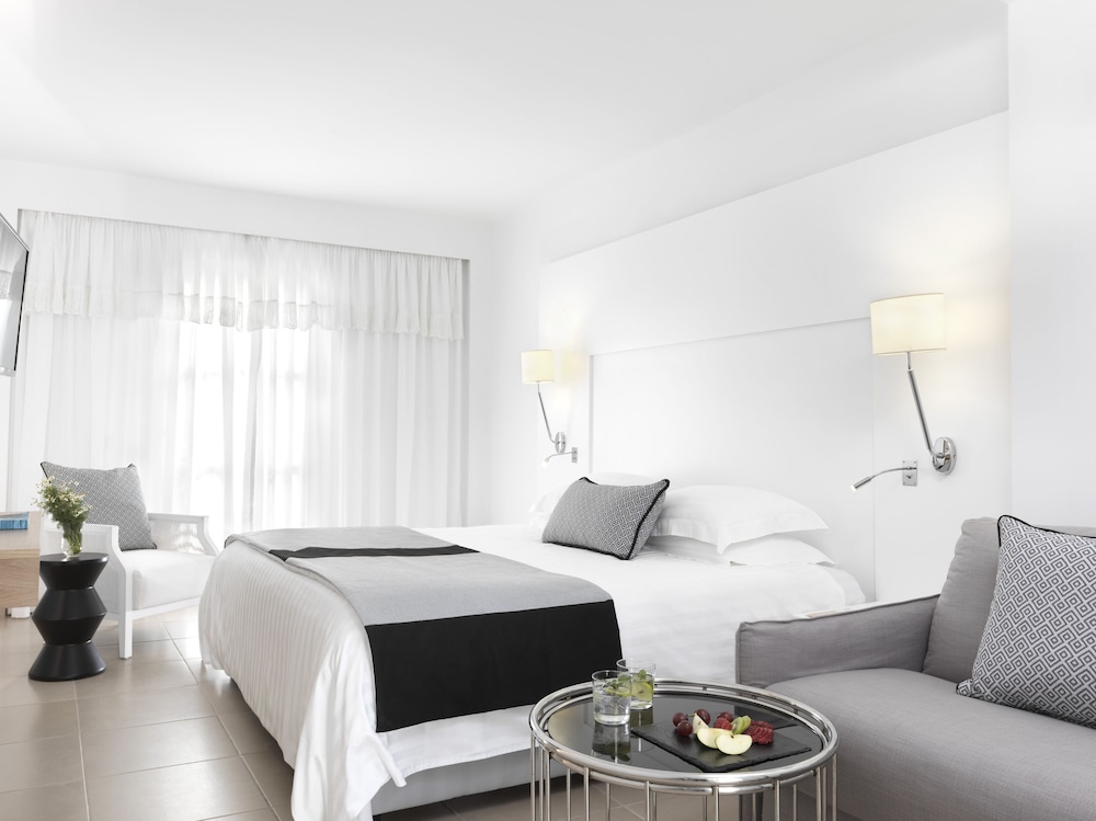 Aressana Spa Hotel and Suites 16/82