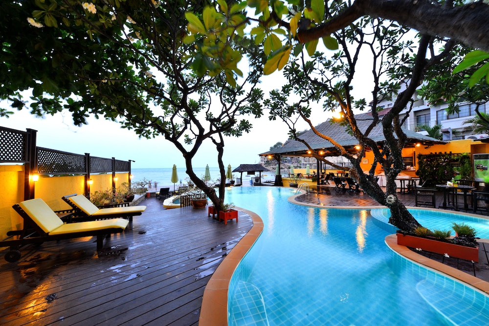 Supatra Hua Hin Resort 7/50