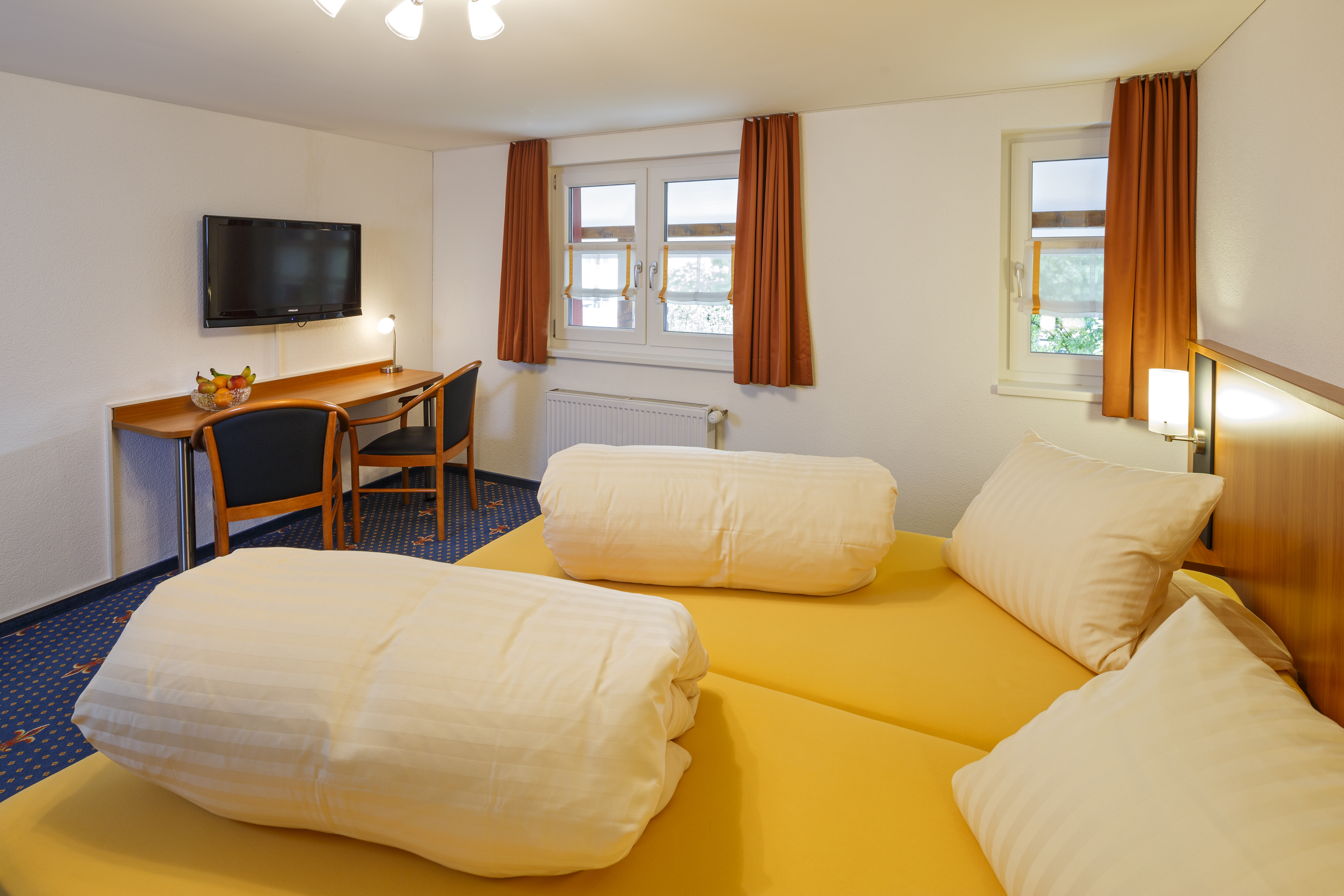 SEEMOWE SWISS QUALITY HOTEL 35/56