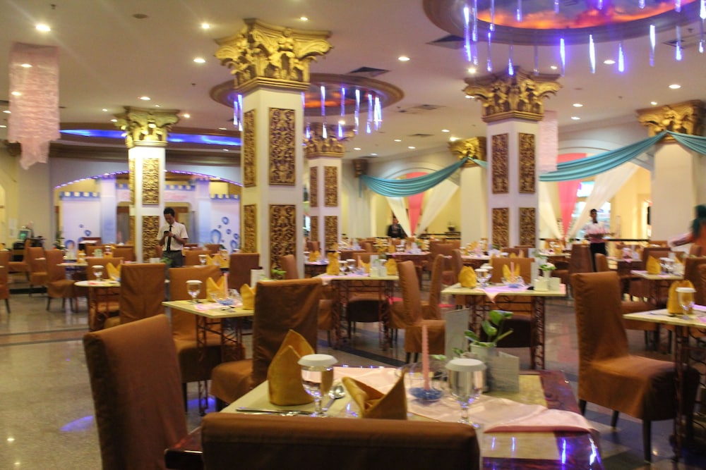 Pacific Palace Hotel 48/67