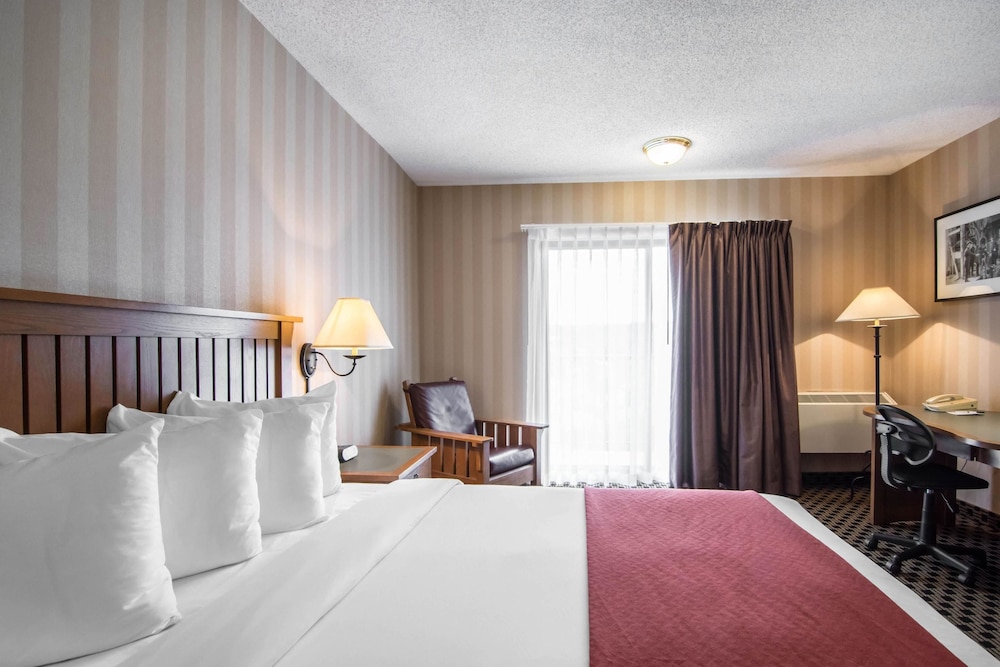 Quality Hotel Drumheller 16/40