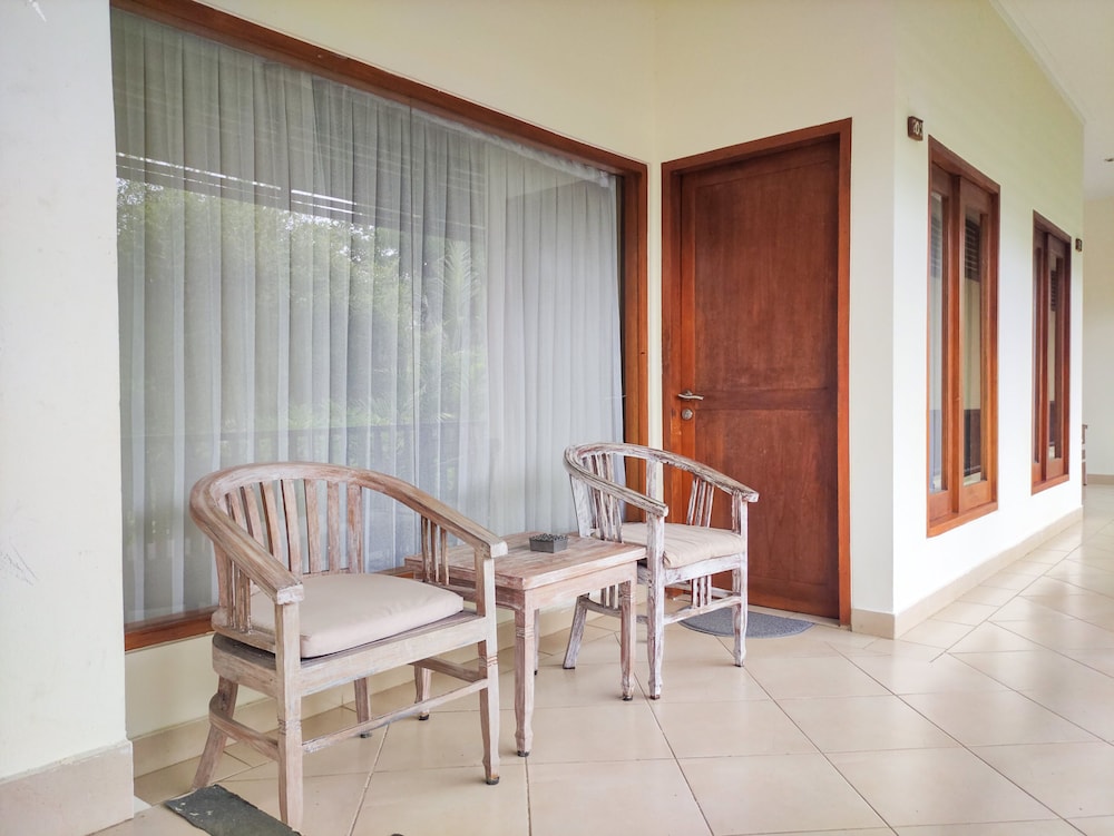 Puri Sari Beach Hotel 34/50