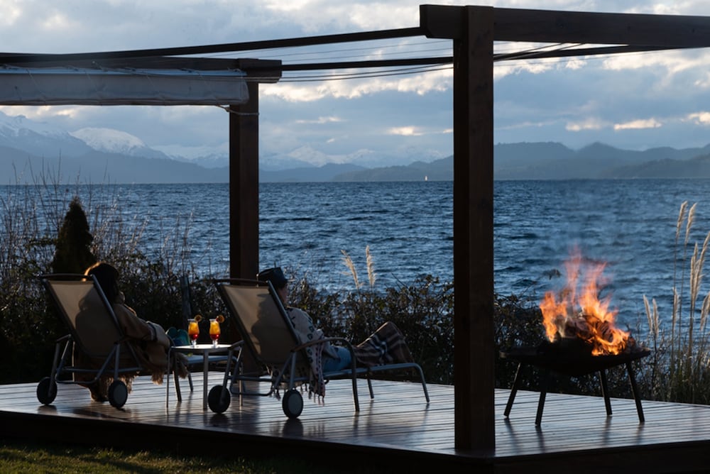 Cacique Inacayal Lake & Spa Hotel 46/50