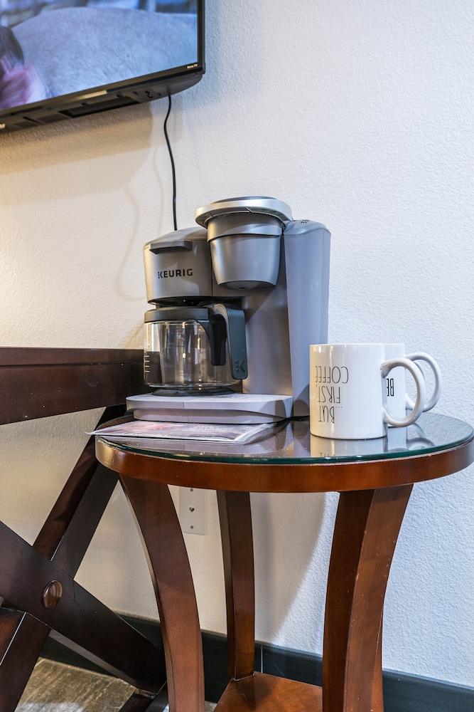 Metro Tempe Extended Stay 45/55