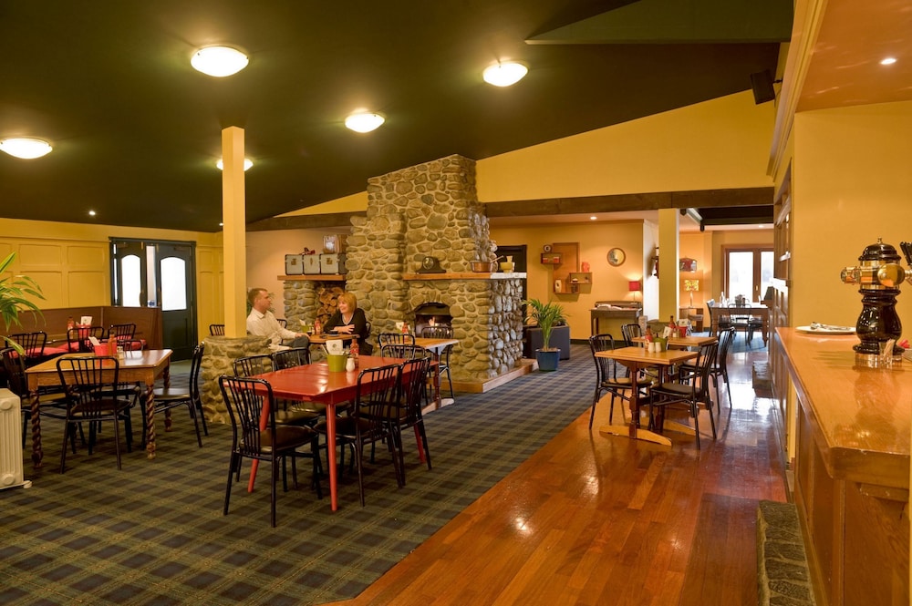 Totara Lodge 32/37