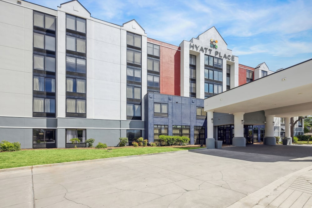 Hyatt Place San Antonio - Northwest/Medical Center 72/76