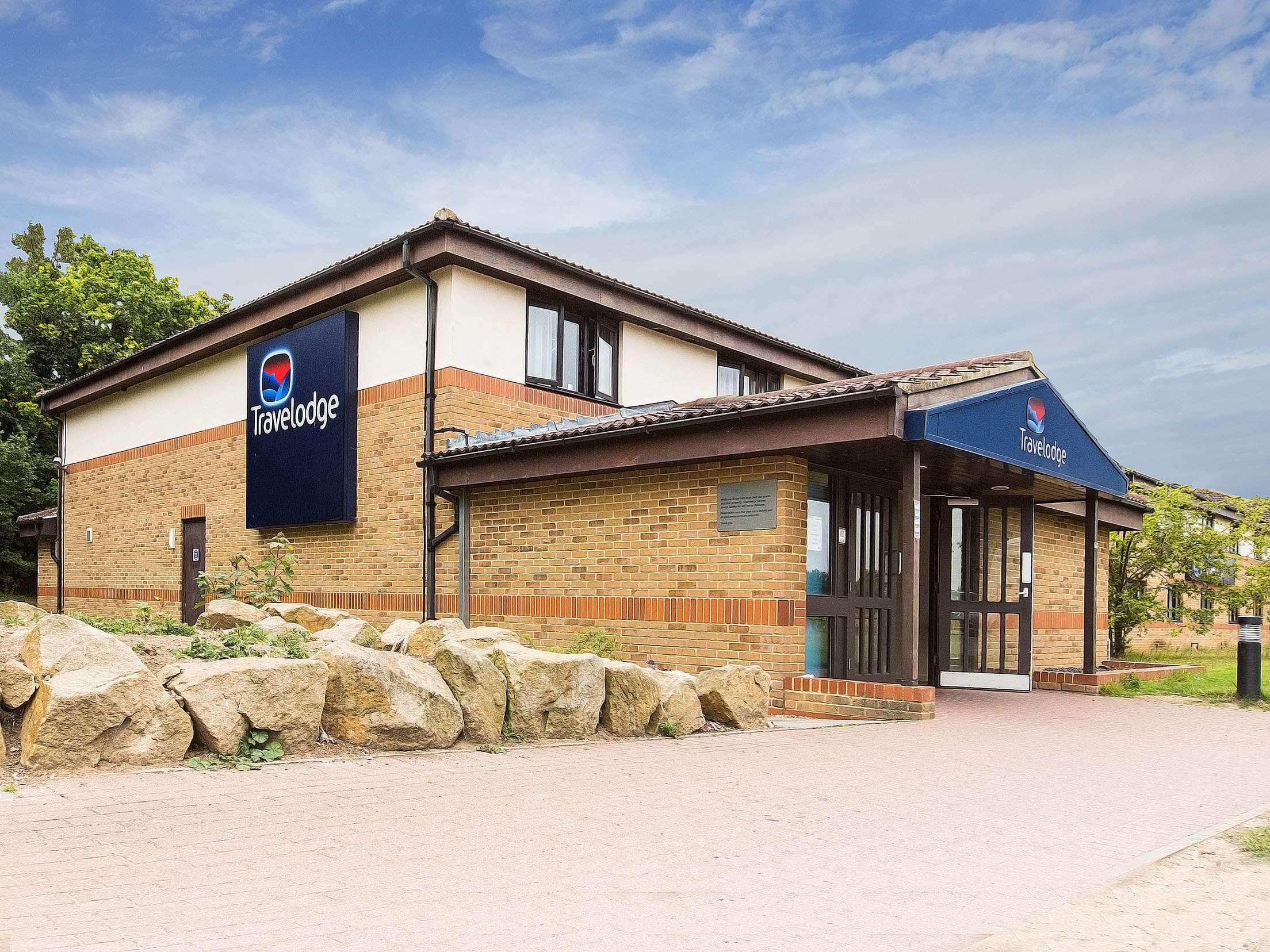Travelodge Cambridge Fourwentways 2/27