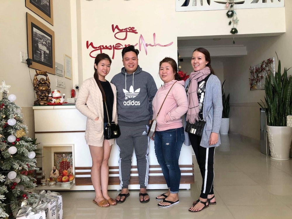 Ngoc Nguyen Anh Hotel 51/62