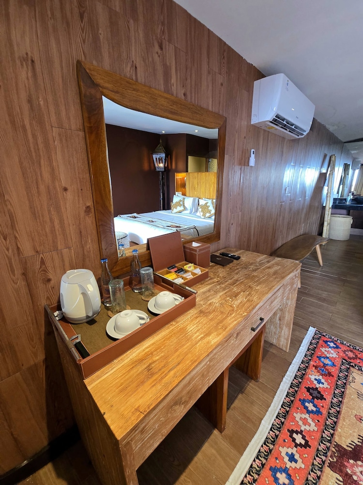 Seminyak Suites (Ex Seminyak Sky Suites by Kupu Kupu Resorts) 47/50