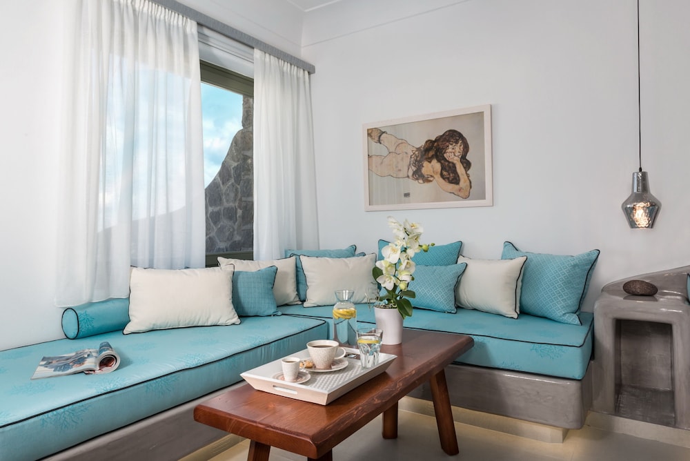 Elements Of Caldera Suites 29/50
