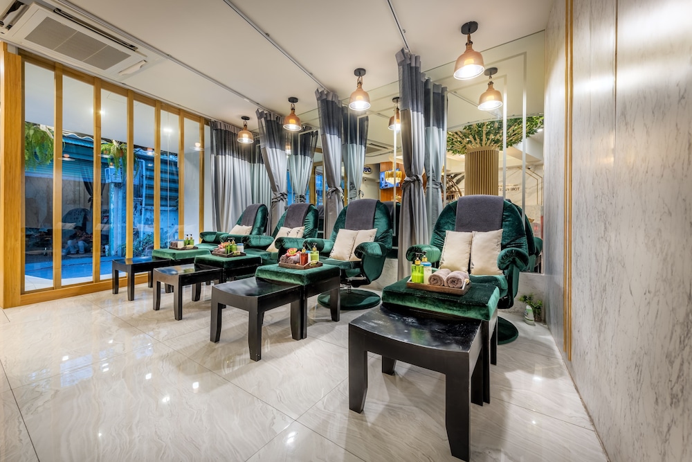 Tori Prestige Bangkok Hotel 55/63