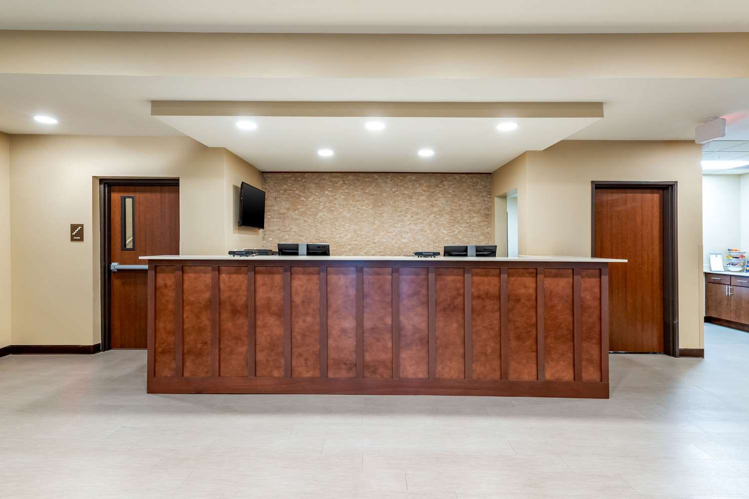 Comfort Inn Suites West Des Moines 2/12