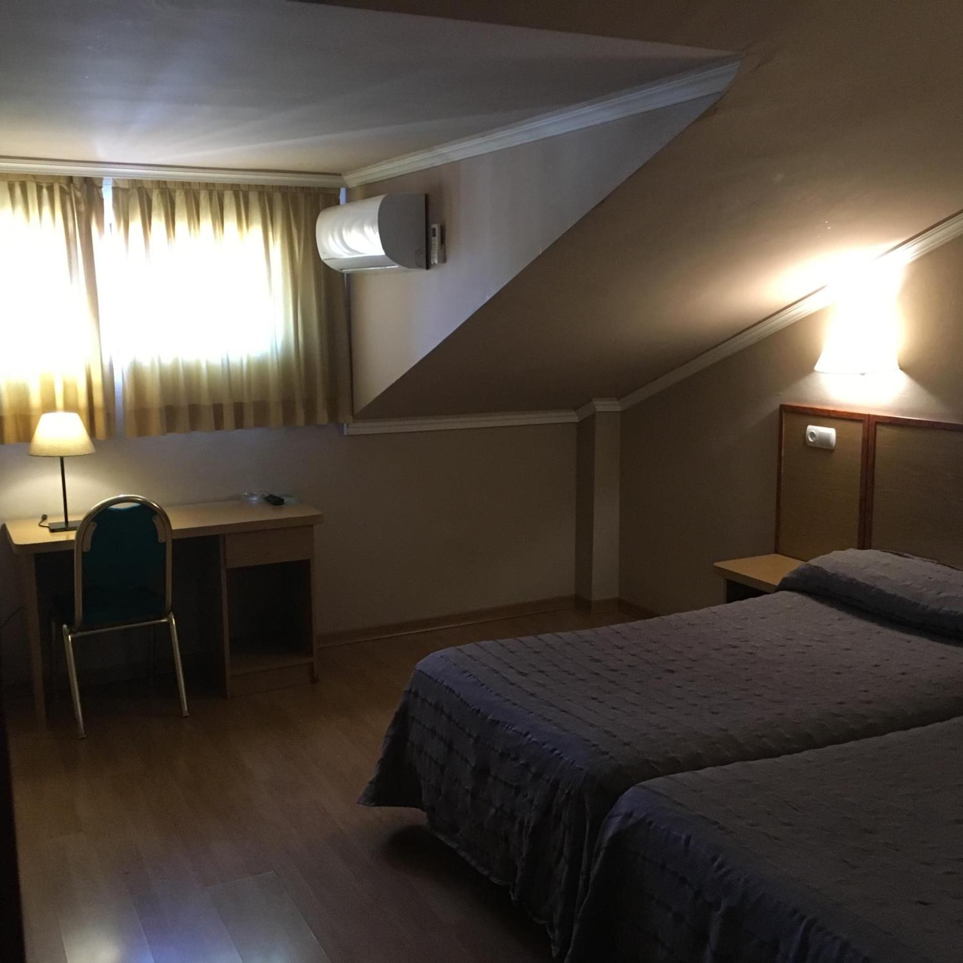 Hotel Avenida Leganes 8/14
