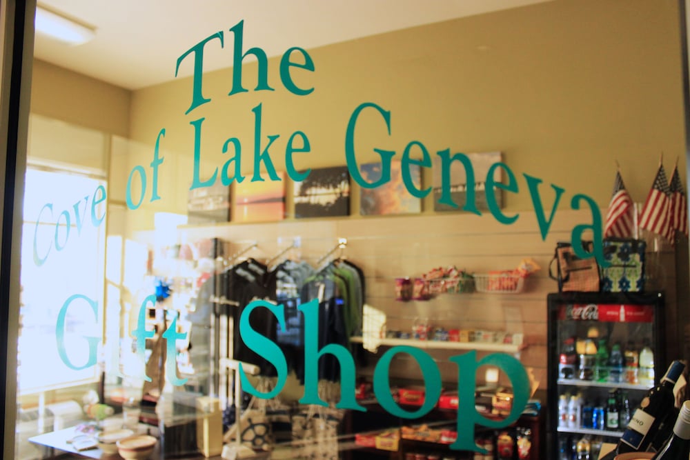 The Cove Of Lake Geneva 37/49