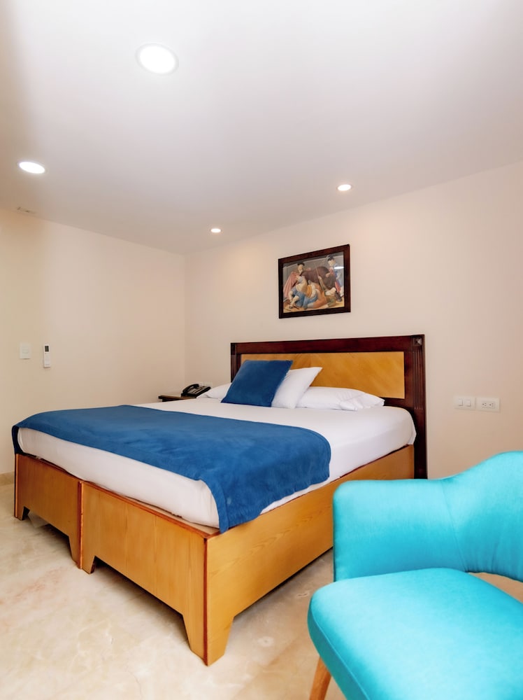 STANDARD, DOUBLE OR TWIN BED