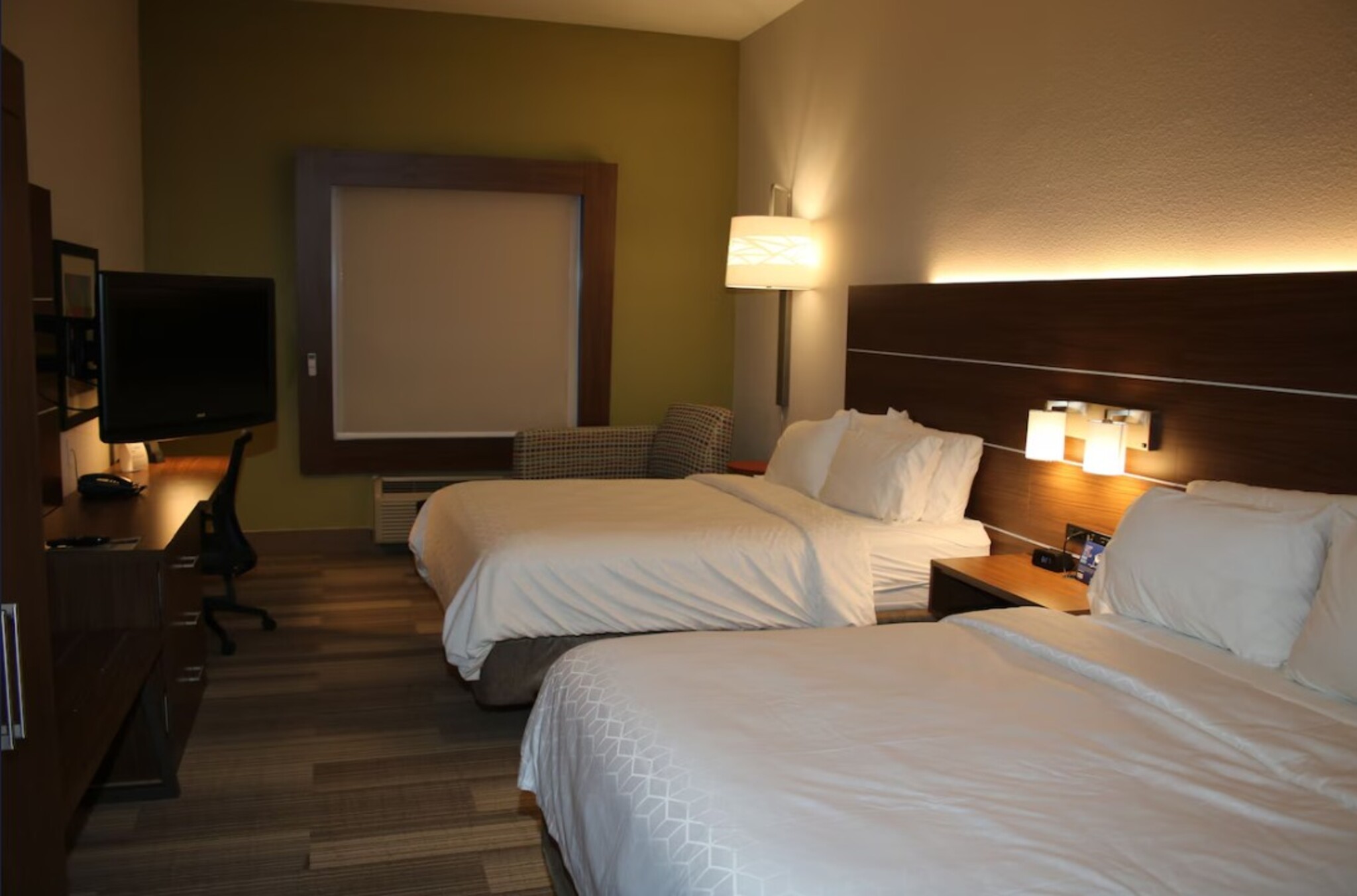 غرفة قياسية بسرير مزدوج، Holiday Inn Express Hotel And Suites Douglas 6/10
