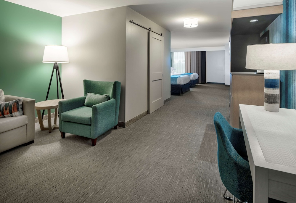 SunCoast Park Hotel Anaheim Resort, Tapestry by Hilton 28/36