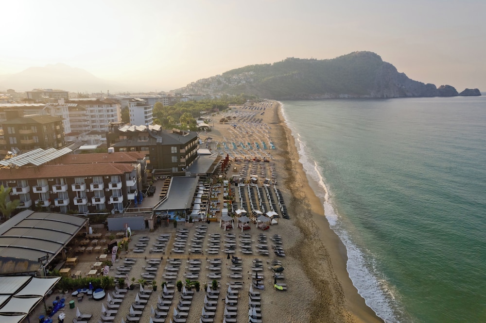 Royalisa Palmiye Beach Hotel - Adults Only 45/50