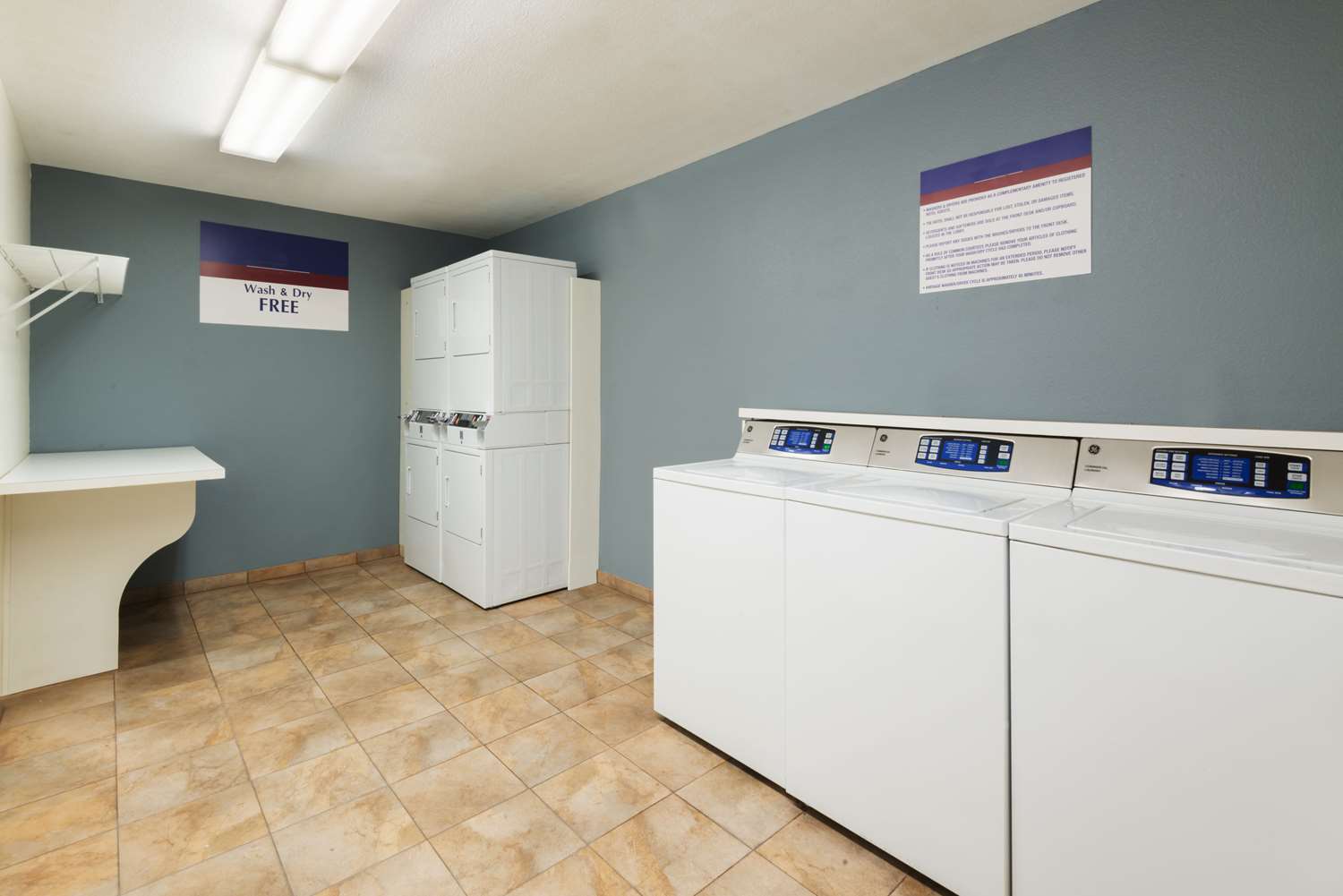 Sonesta Simply Suites Las Vegas 3/15