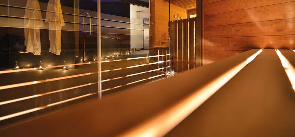 PREMIUM Hotel 25/69