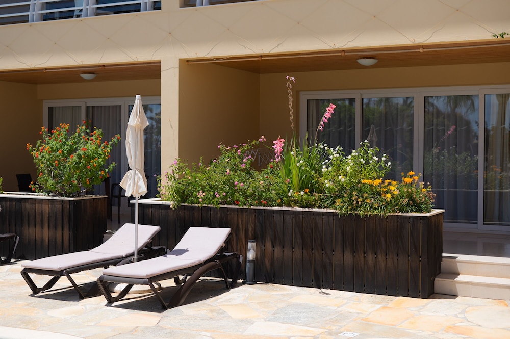 Aparthotel Vila Luz 8/71