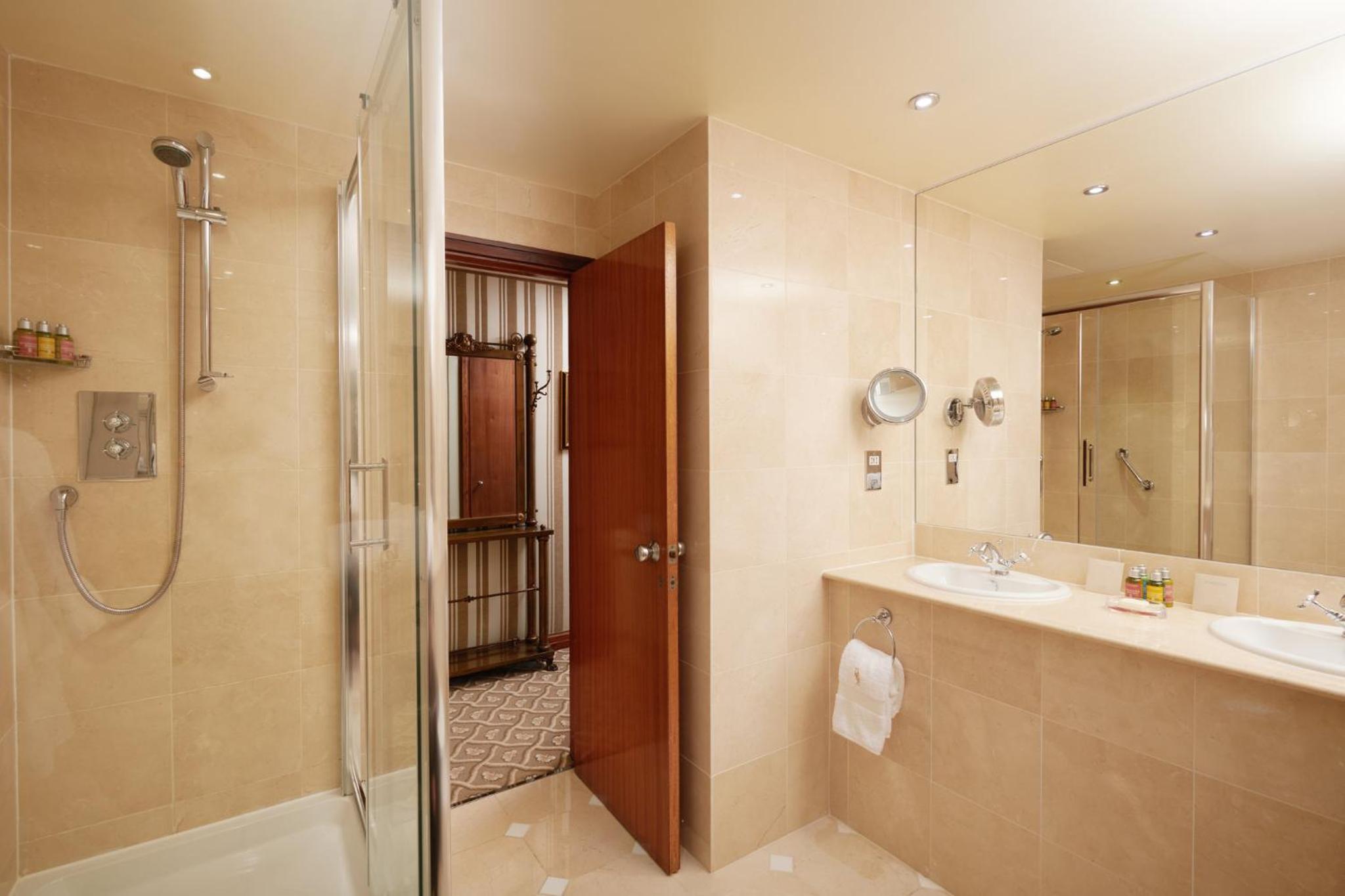 penthouse suite