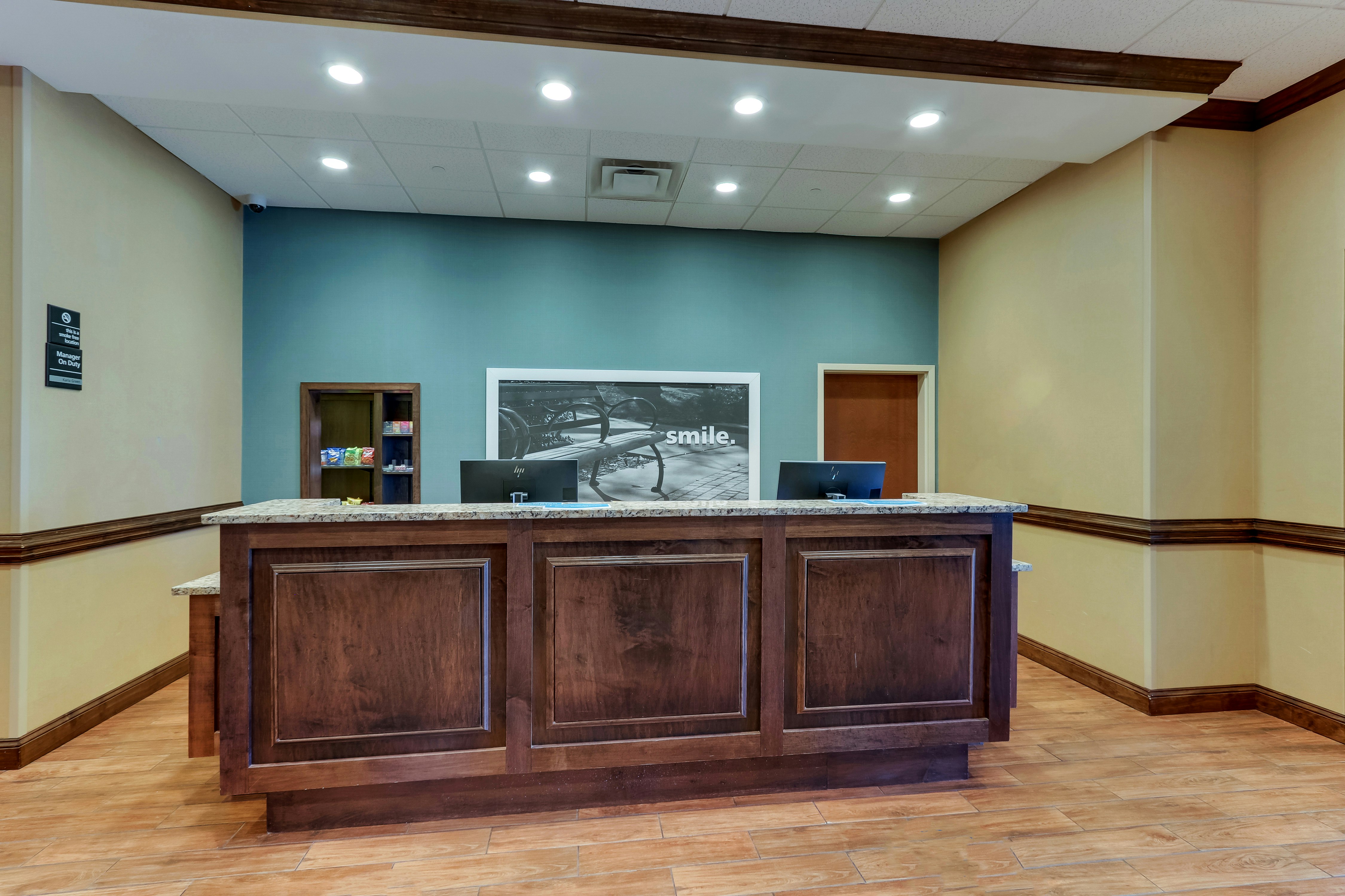Hampton Inn & Suites Hartsville 17/76