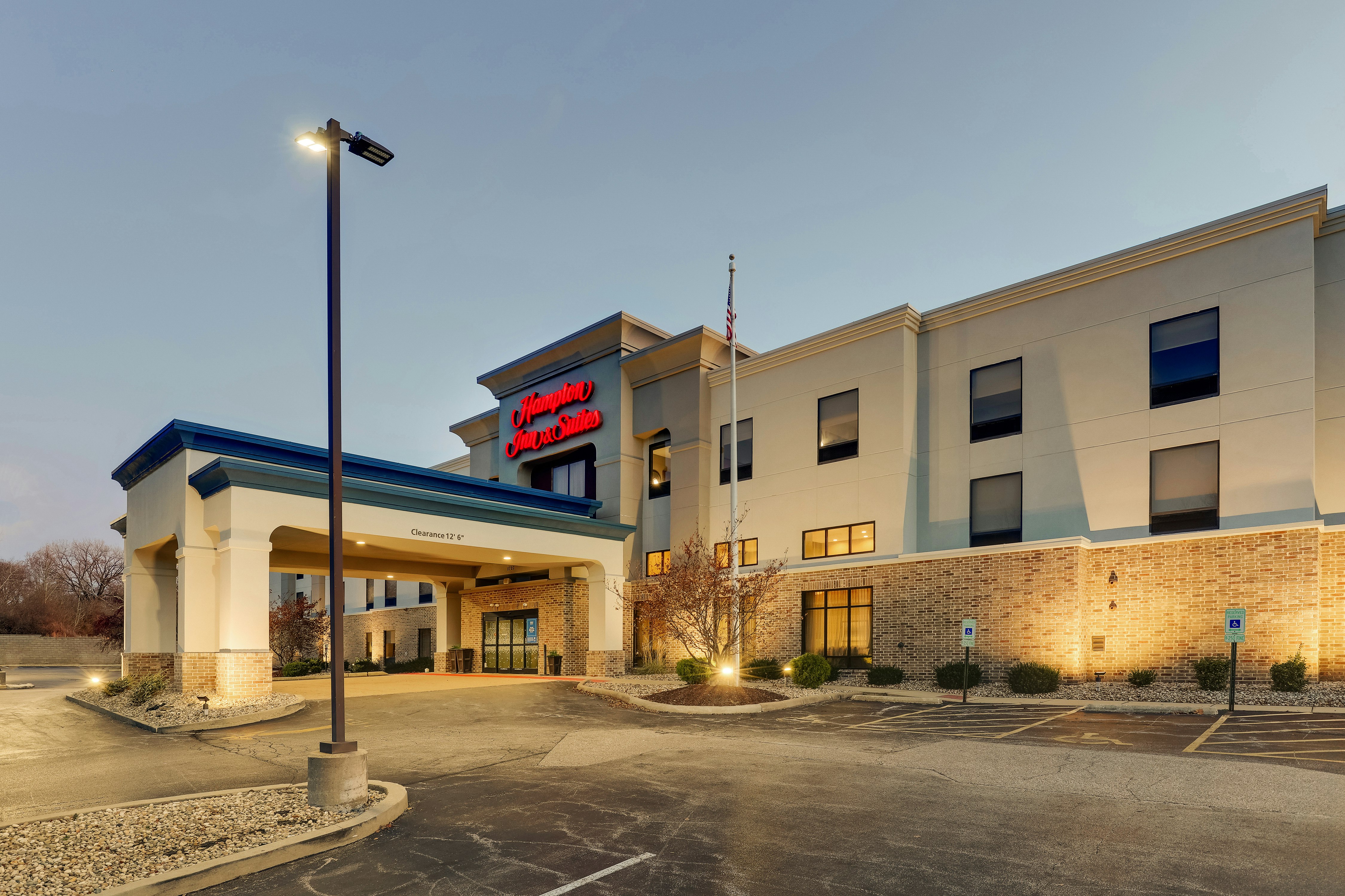 Hampton Inn & Suites St. Louis-Edwardsville 65/69