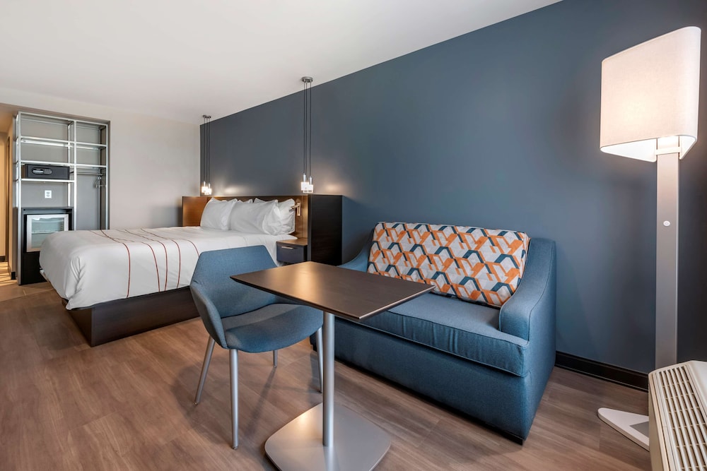 Vib Hotel by Best Western Denver RiNo 23/37