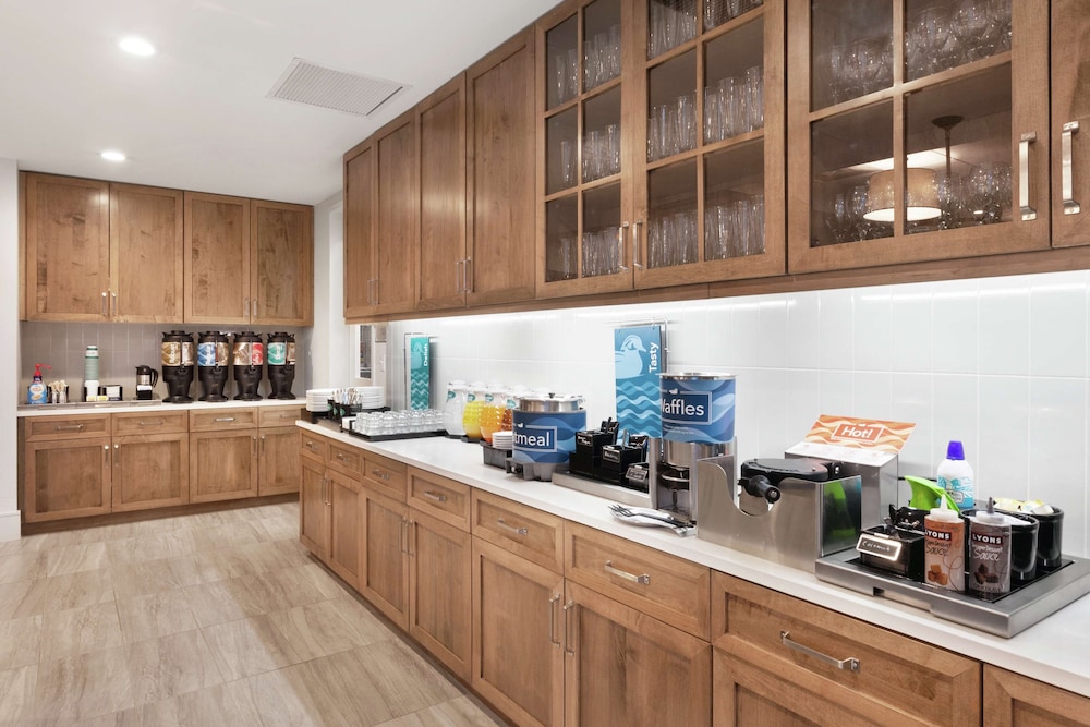 Homewood Suites By Hilton Providence Downtown 42/55