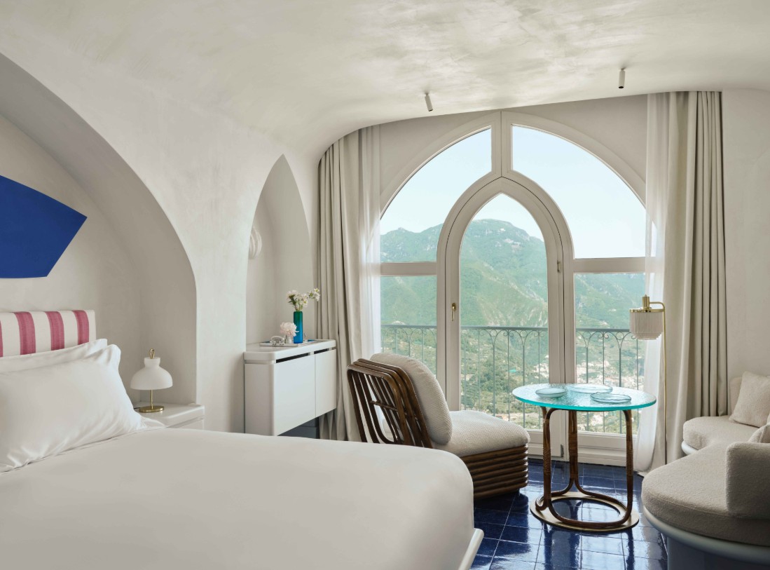 Room, King Bed