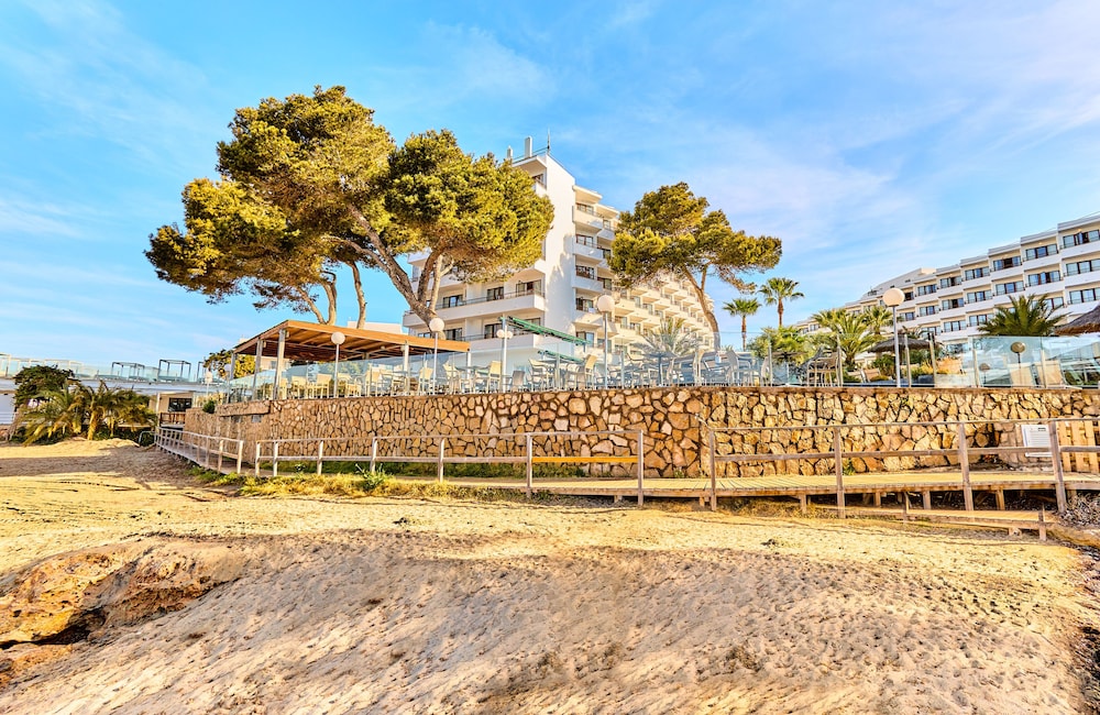 Leonardo Royal Ibiza Santa Eulalia 47/50