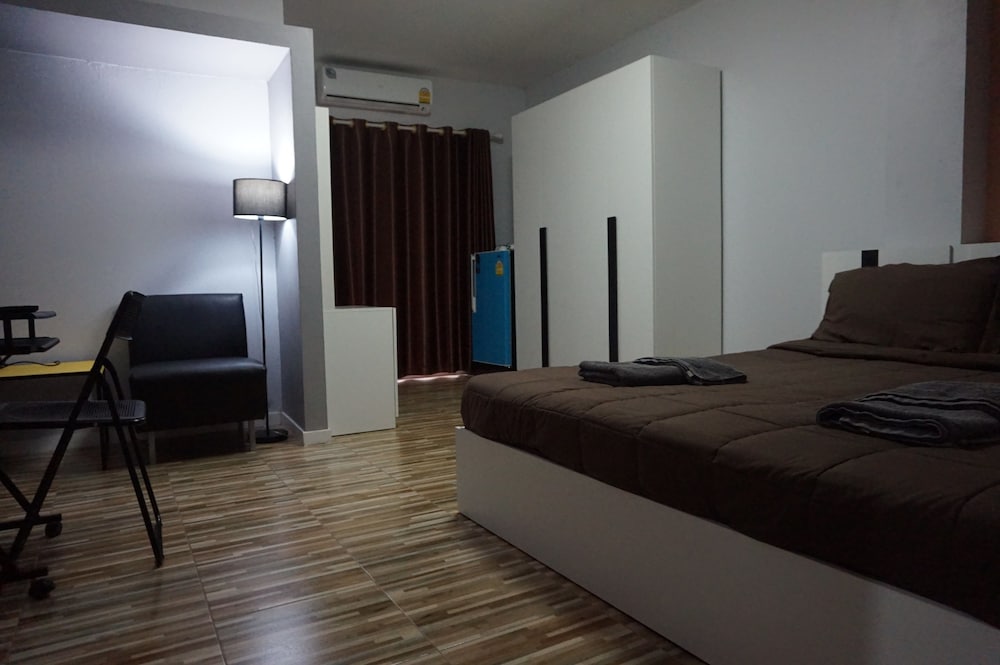 R2 Apartment Service 15/50