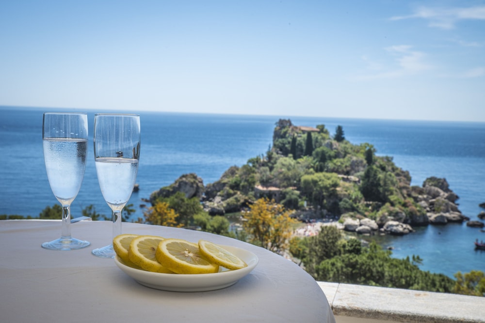 Hotel Isola Bella 27/36