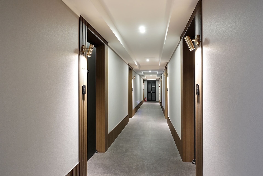 Hotel Tomgi 71/99